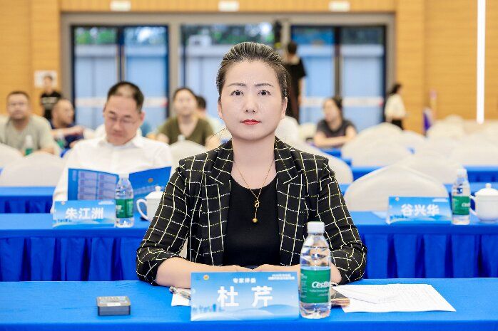 赛事砺精兵，点评促精进｜杜芹律师受邀担任2026龙华区调解员职业技能竞赛评委